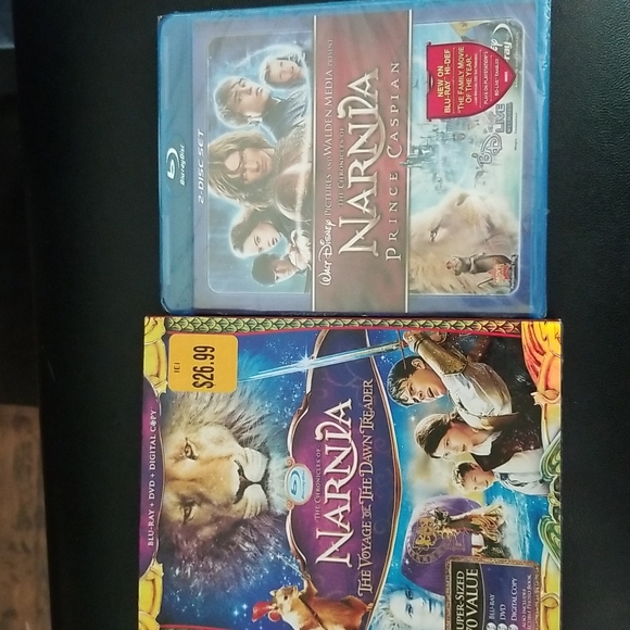 The chronicles of Narnia.  2 dvds.  New.  Includes collectible photo book - Picture 1 of 6